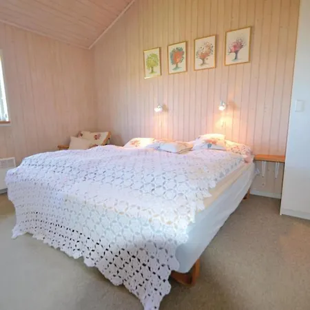 Сasa de vacaciones Hvide Sande With A Fireplace 01 Bjerregård